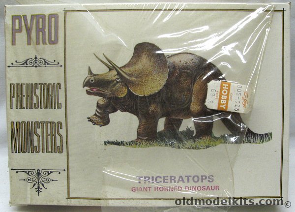 Pyro Triceratops - Prehistoric Monsters (Dinosaur) Issue, D276-100 plastic model kit